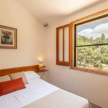 Ampia Con Giardino A 5 Minuti Dal Mare- Casa Janas *