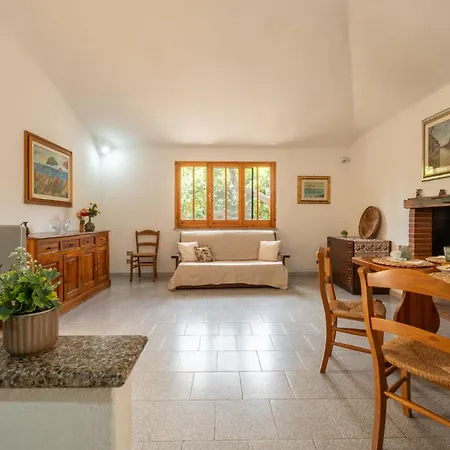 Ampia Con Giardino A 5 Minuti Dal Mare- Casa Janas * Sìnnai
