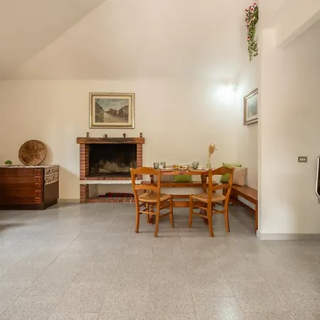 Daire Ampia Con Giardino A 5 Minuti Dal Mare- Casa Janas *