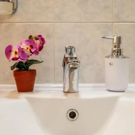 Ampia Con Giardino A 5 Minuti Dal Mare- Casa Janas * Sìnnai