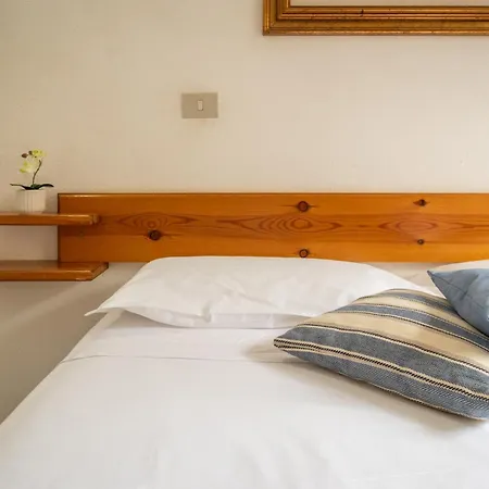 Ampia Con Giardino A 5 Minuti Dal Mare- Casa Janas Apartment Sìnnai